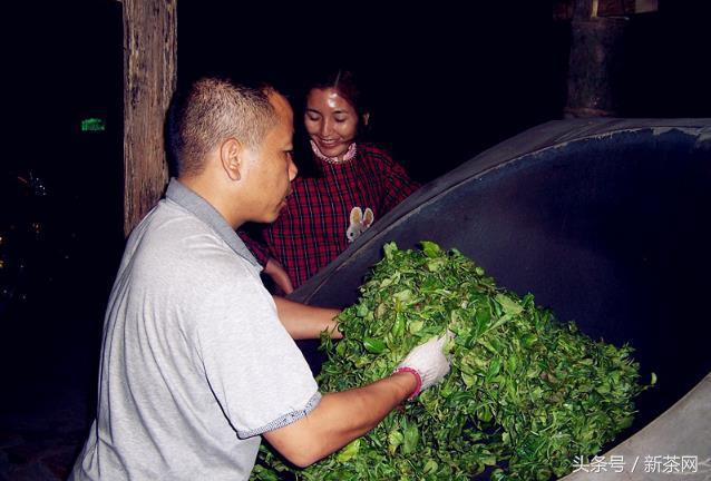 现代工艺普洱茶杀青