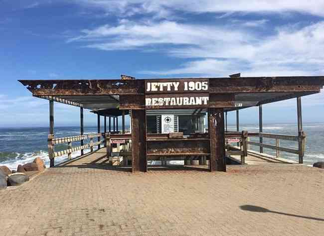 焦糖Jetty:甜蜜的海岸线，探索未知之旅