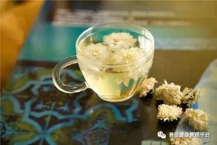 肝阴虚女性可否饮普洱茶及菊花茶？