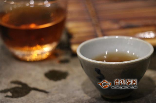 一元一坨的普洱茶能喝