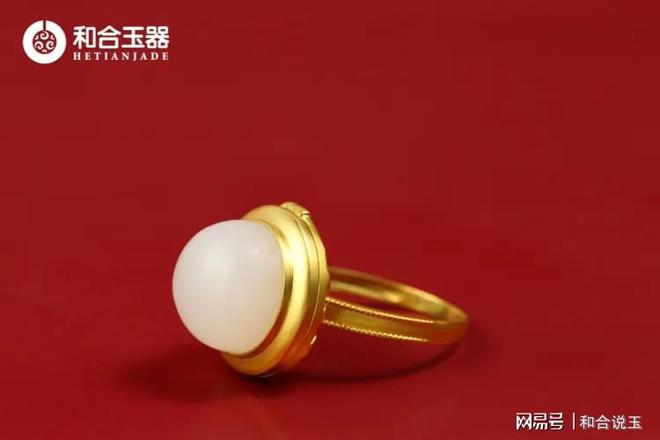 和田玉金戒指：年龄不限，适合任何时刻的优雅魅力展现