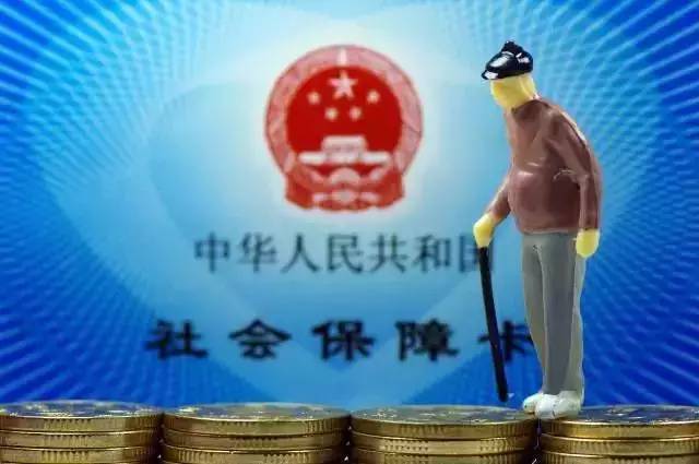 金与玉的重量比较：哪种更值得投资？