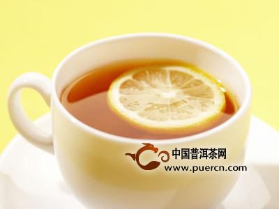 青柠檬普洱茶的多重益处：解渴、消食、排与降脂