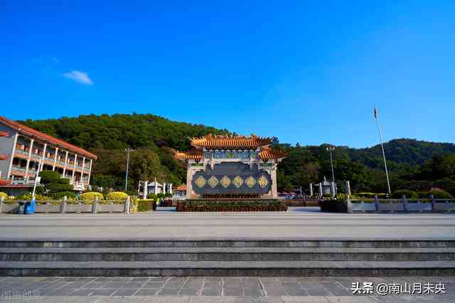 深圳凤凰山旅游景点：购买玉石的更佳去处