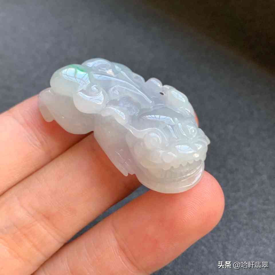 冰糯种手镯佩戴时间久了：可能的后果与保养方法