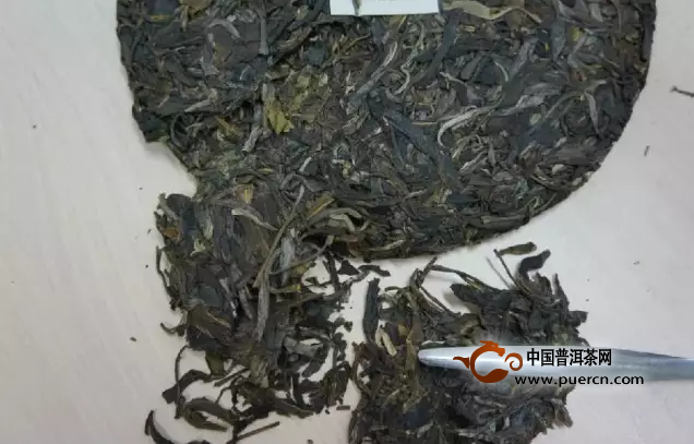 普洱茶：撬茶还是泡茶，哪个更适合你？