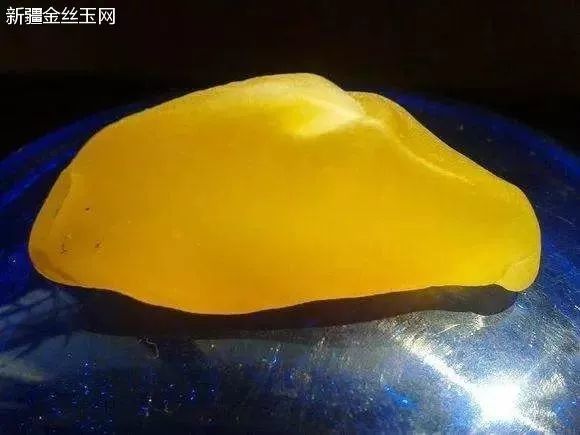 金丝玉宝石光：一种珍贵玉石的价值与品质探讨