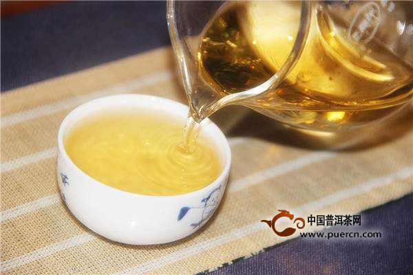 优质普洱茶生茶的挑选与品鉴：一款不可错过的茶叶体验