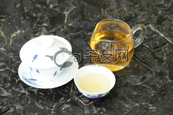 2014年珍藏版氏普洱茶：古树之韵，陈年之美，品鉴宴