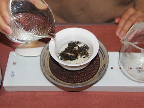 傣族特产普洱茶是什么茶