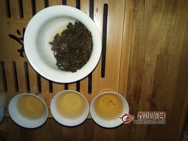 中粮普洱茶生茶2007