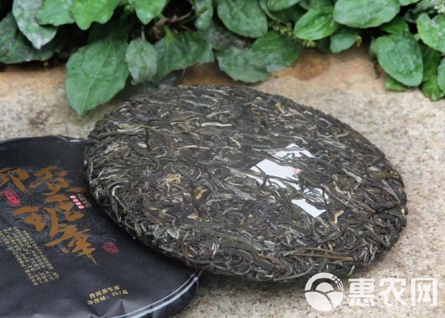 普洱茶御茶双饼-一种具有悠久历的珍贵茶叶