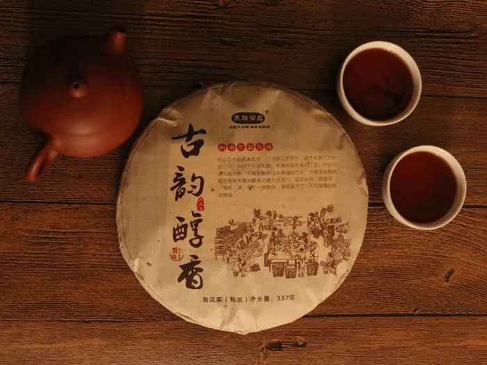 新 '普洱茶：熟茶与生茶的对比，哪种更适合你？'