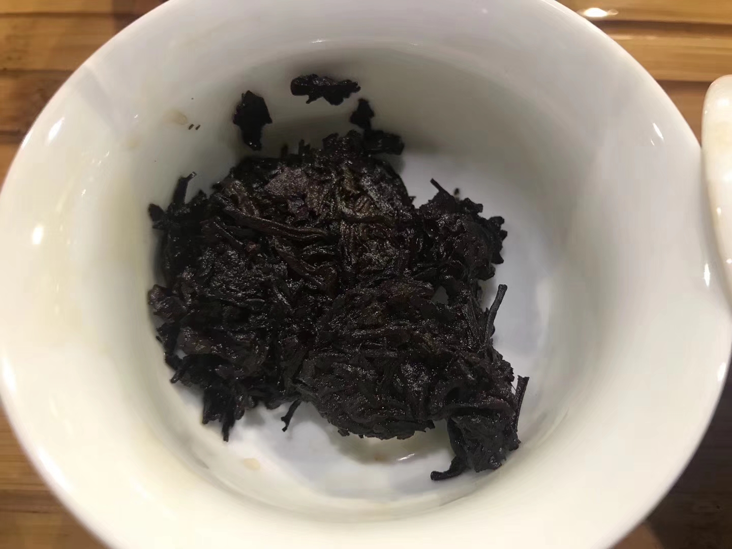 普洱茶中的生物活性成分分析及其健益处