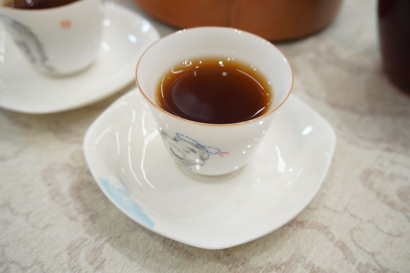 大益金针白莲茶的口感、功效与品质分析，为何成为众多茶友心中的更爱？