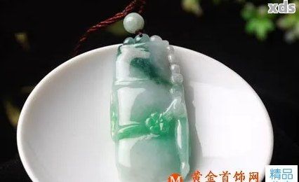 '翡翠竹节蝉寓意：象征吉祥与美好的佩戴对象'