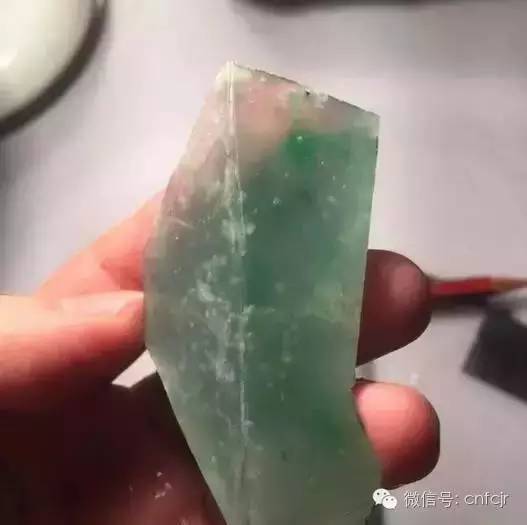 用什么磨翡翠原石