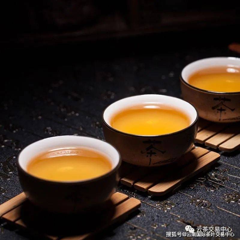 阿甜的普洱茶：一款全面的普洱茶解析与品鉴指南