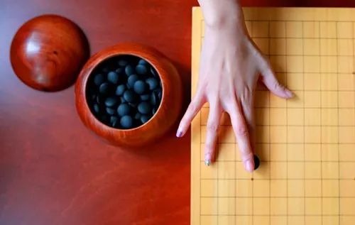 五子棋对人的心理、智力与情感的影响：全面探讨与分析