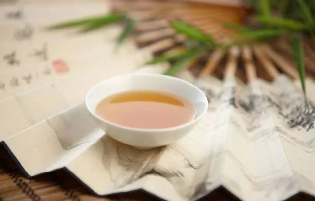 普洱茶、红茶以及菌茶：它们之间的差异与转换，如何制作与品饮？