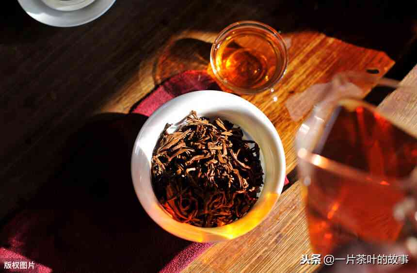 送亲友的完美礼物：版纳特产普洱茶，品尝云南的独特风味与文化传承