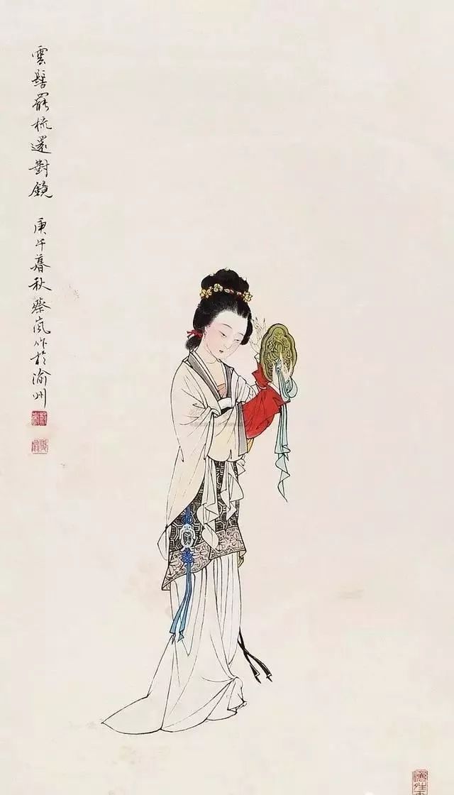 女人戴玉锁的含义：传承文化，寓意平安与幸福。