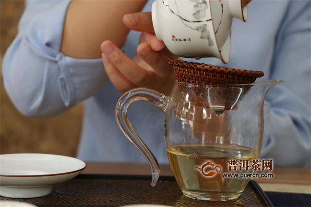 普洱茶醒茶技巧：如何泡出好喝的普洱茶？