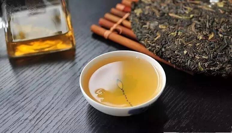 传世者普洱茶：揭秘茶叶制作秘