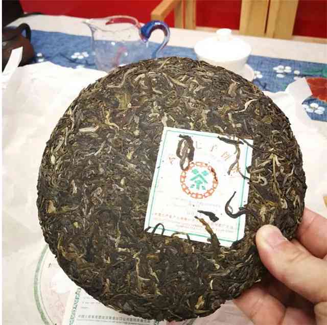 勐海七子饼茶布朗金毫2006年布朗珍藏青饼及老树价格，7576与7266号产品报价