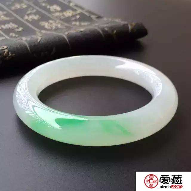 翡翠白底青好不好-翡翠白底青好不好?