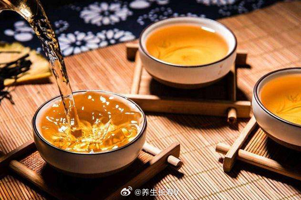 探索年益寿的茶：品茗养生的艺术与科学