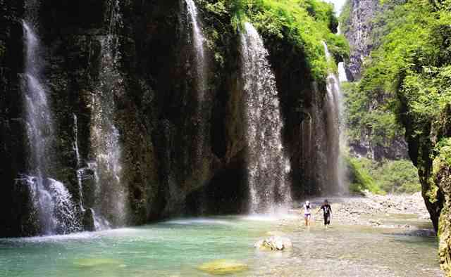 龙门山地质构造与地貌演化：探索自然奥秘