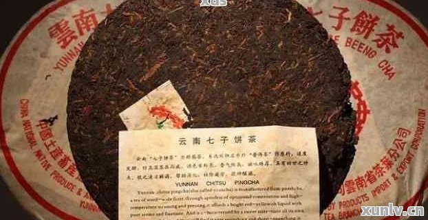 云南七子饼普洱茶的切茶艺术：如何选择茶叶，切割方式以及品饮方法