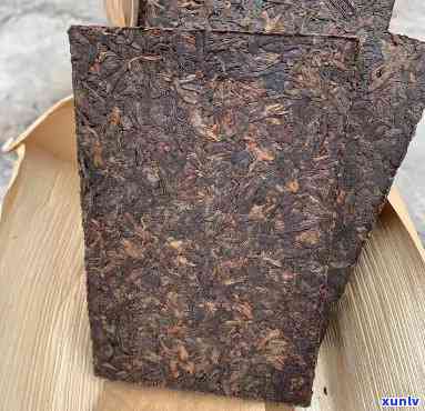 易武普洱茶砖1000g:详细介绍，品质特点，冲泡方法及收藏价值