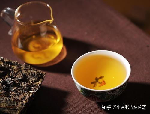 冬天喝普洱茶：适宜还是不宜？解析普洱茶在寒冷节的饮用效果与注意事项