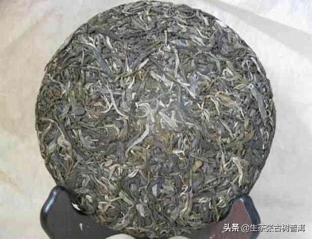 普洱茶饼撬茶技巧：如何巧妙地撬出普洱茶的精髓