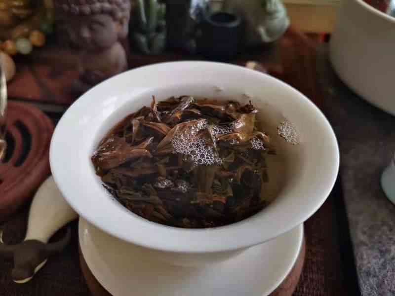 云南原生态普洱茶：中茶牌精选，陈香浓，口感醇厚的秘密揭秘