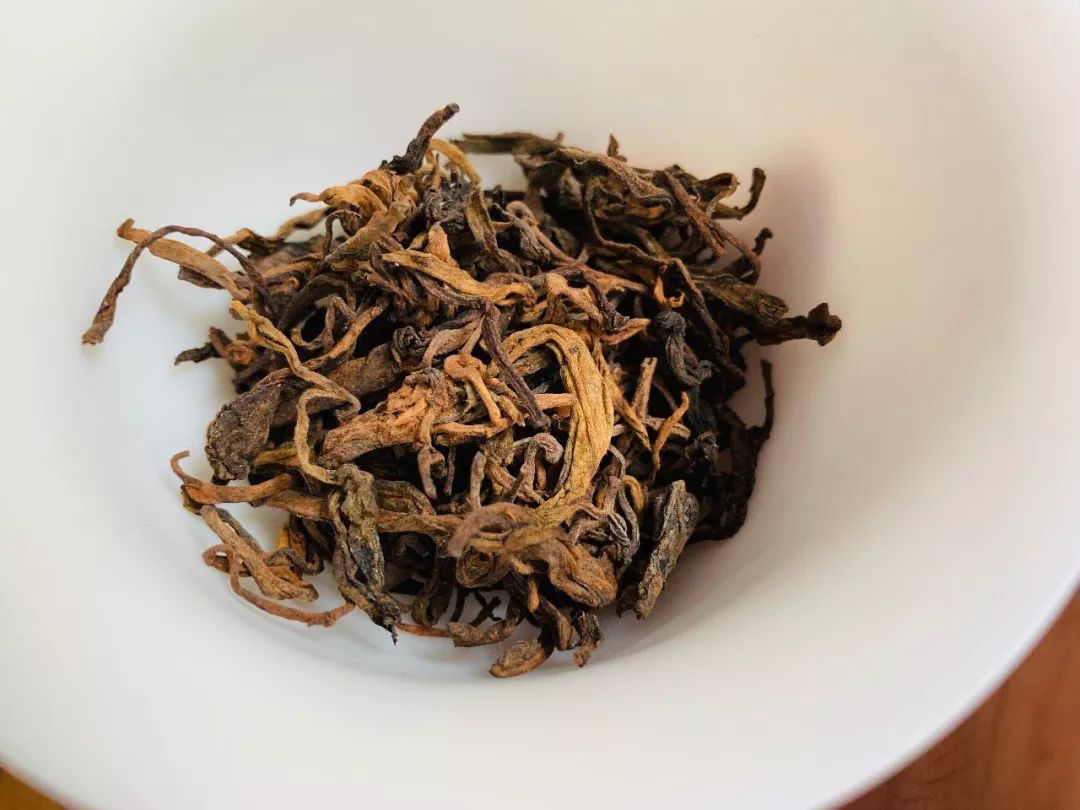 新 大颗粒普洱茶的冲泡艺术：如何在每一杯中展现其独特风味