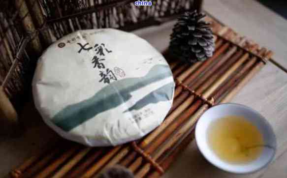 七彩云南普洱茶茶饼：古树韵味，云南风情，收藏佳品，品质越