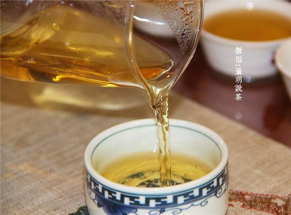 普洱茶冲泡指南：一斤茶叶需要多少毫升水？如何才能泡出口感？