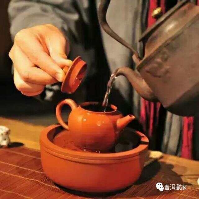 如何使用手抓壶泡制普洱茶？全面指南解答用户疑问