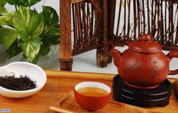 石红泥料紫砂壶泡茶：哪种茶最合适？