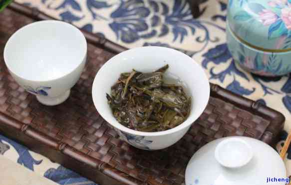 普洱茶与白菜同时饮用： 安全的绿茶搭配还是禁忌？