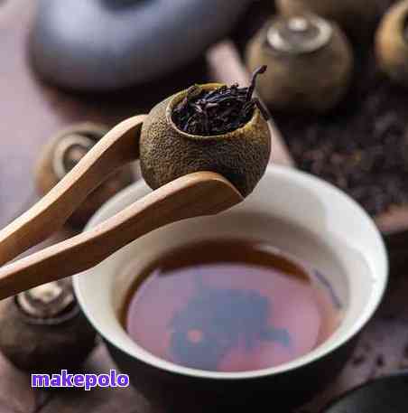 桃子皮煮水泡普洱茶：方法、好处与注意事项，让你全面了解如何泡制这款茶