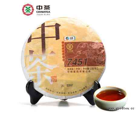 十年陈普洱茶膏：时光见证的品质，是否适合品饮？