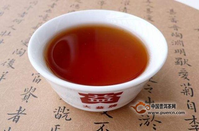 冲泡普洱茶前是否需要进行洗茶步骤？了解详细操作和原因以确保品质体验