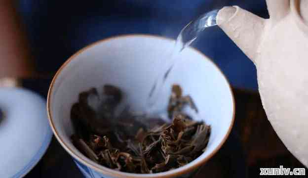 普洱茶冲泡时间：如何掌握喝茶时刻？