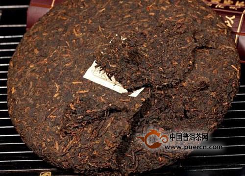 糯香普洱茶和普洱茶的区别：哪种更好？