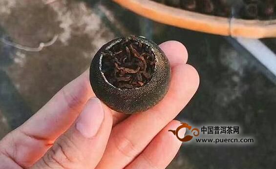 小青柑普洱茶的功效与作用：去火、消暑还是减肥？一文解答您的疑惑