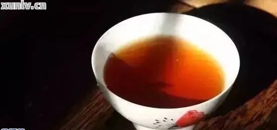 普洱茶对牙齿的影响及解决方法：喝普洱茶后大牙出现酸水怎么办？